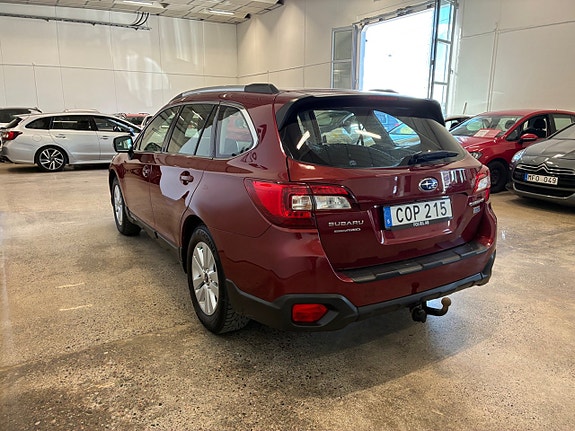 Subaru Outback 7 of 15