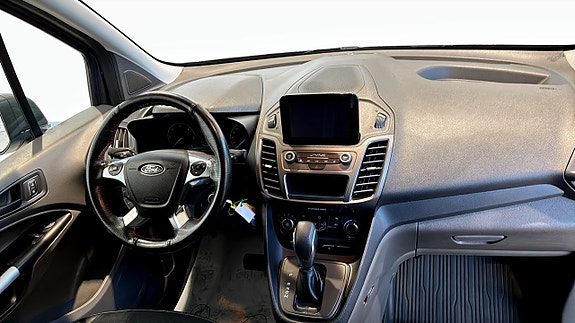 Ford Transit Connect 4 of 5
