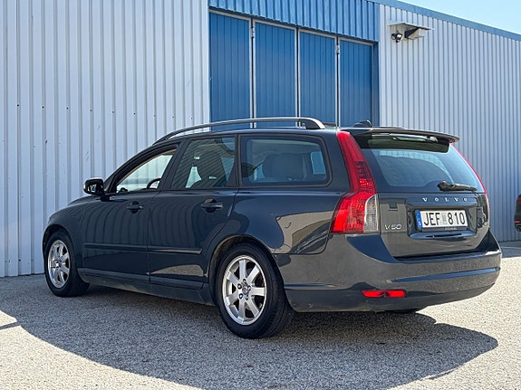 Volvo V50 5 of 16