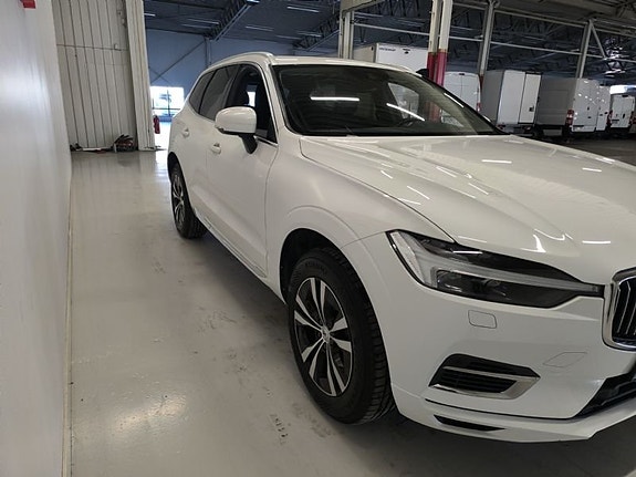 Volvo XC60 3 of 5