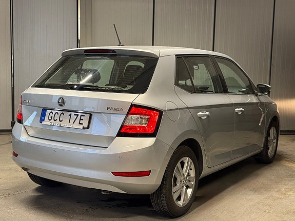 Skoda Fabia 7 of 15