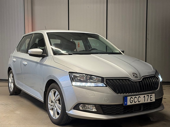 Skoda Fabia 3 of 5