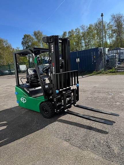 NY EP gaffeltruck 3hjulig, Li-Ion batteri, omgående leverans