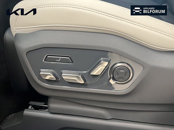 Kia EV9 16 of 21