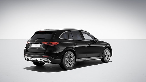 Mercedes-Benz GLC300 de 3 of 5