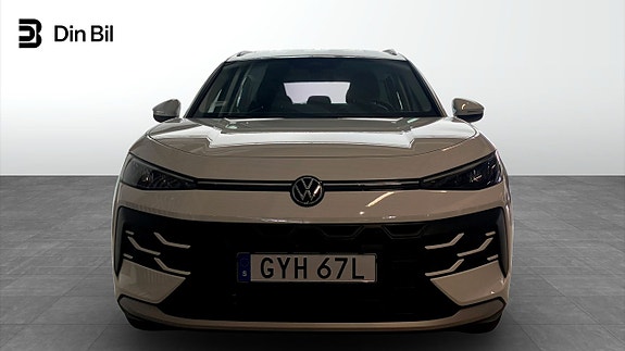 Volkswagen T-Roc 4 of 13