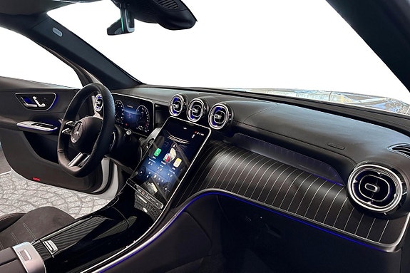 Mercedes-Benz GLC400 e 9 of 17