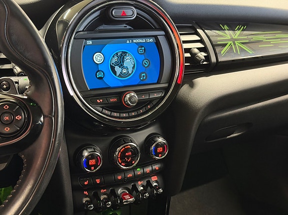 MINI Cooper S 12 of 15