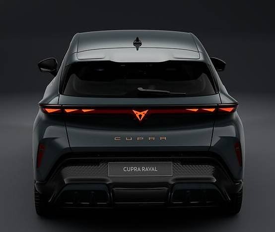 Cupra Raval 4 of 5