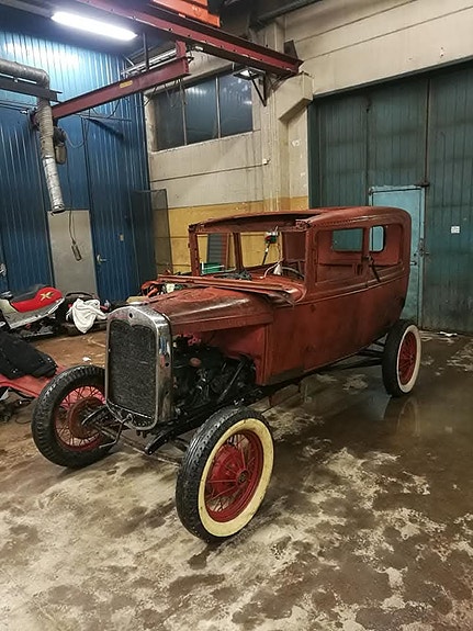 Ford Tudor 2 of 5