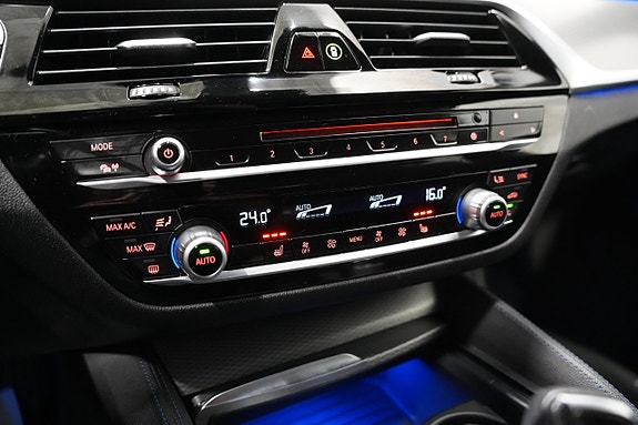 BMW 520d 15 of 26