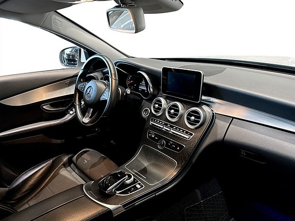 Mercedes-Benz C220 d 11 of 15