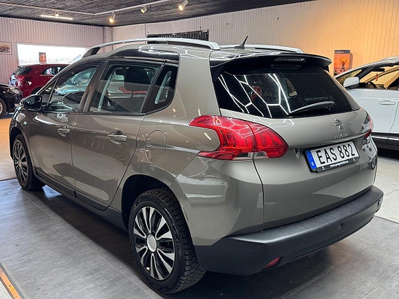 Peugeot 2008 4 of 5