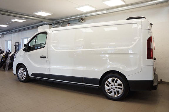 Renault Trafic 3 of 16