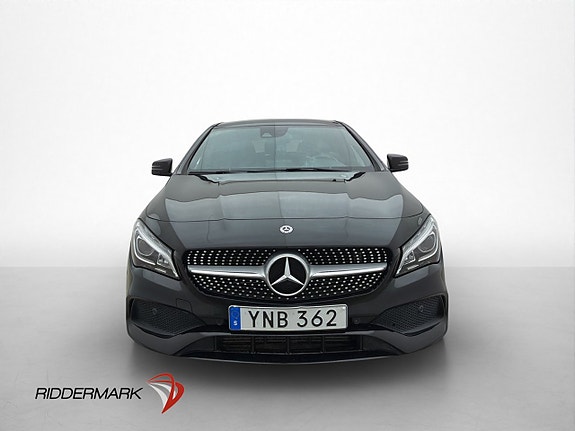 Mercedes-Benz CLA220 d 2 of 5