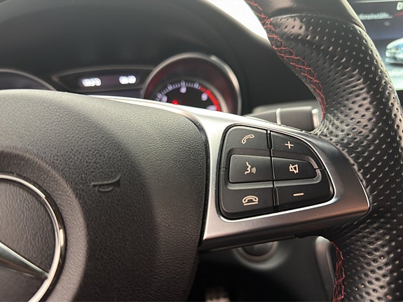 Mercedes-Benz CLA220 d 17 of 30