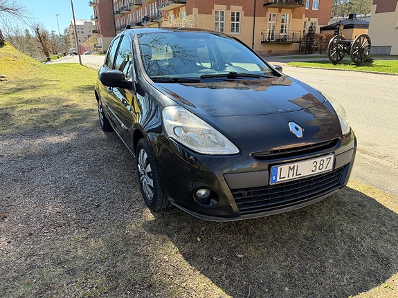 Renault Clio 3 of 5