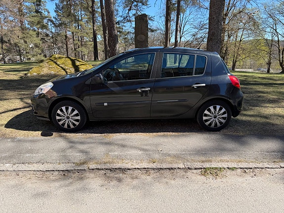 Renault Clio 4 of 5