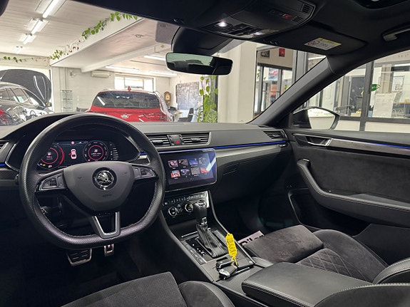 Skoda Superb 25 of 30