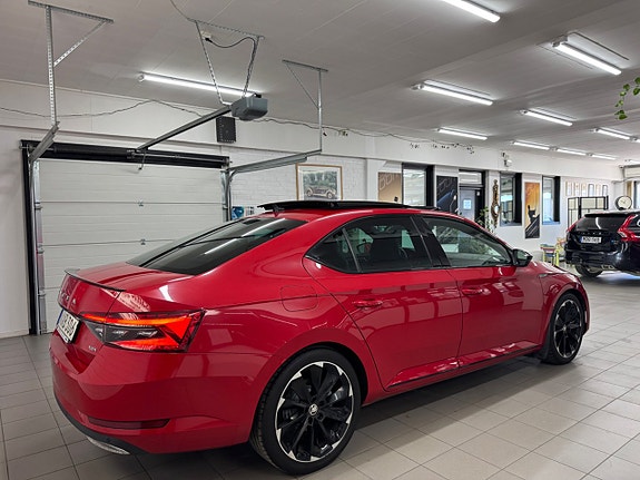 Skoda Superb 3 of 5