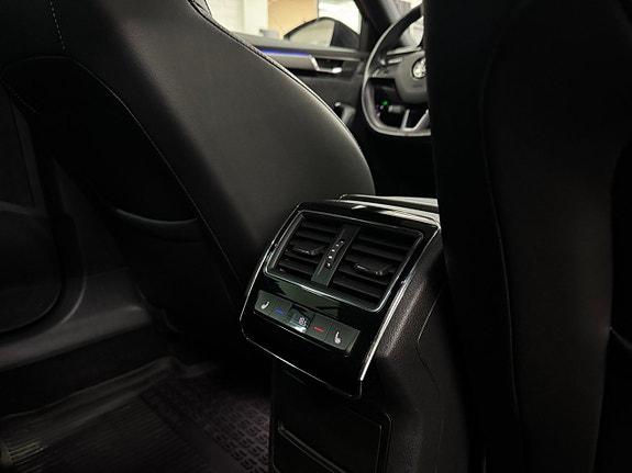 Skoda Superb 18 of 30