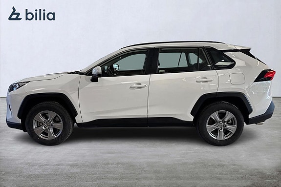 Toyota RAV4 4 of 5