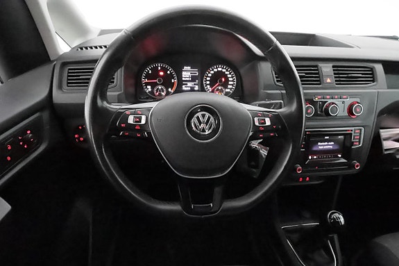 Volkswagen Caddy 15 of 26