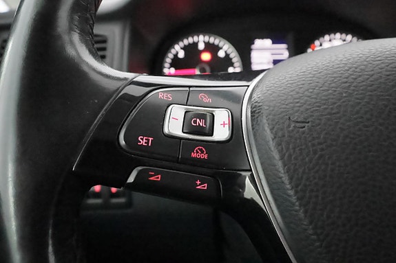 Volkswagen Caddy 16 of 26