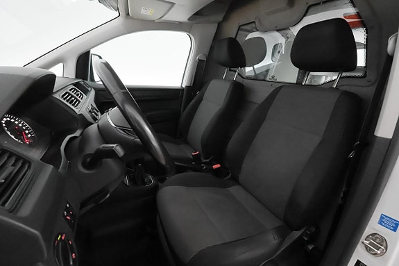 Volkswagen Caddy 12 of 26