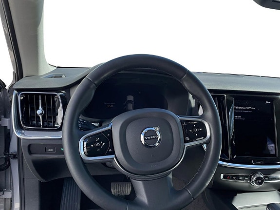 Volvo S60 9 of 12