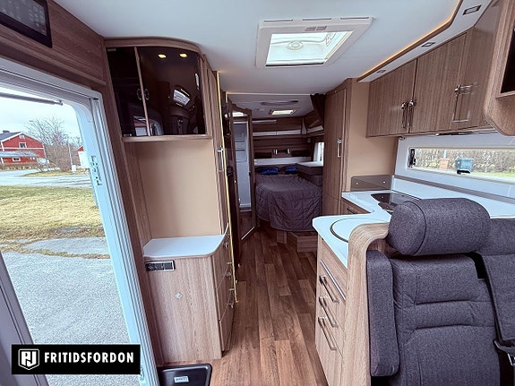 Kabe Travel Master 810 LXL 9 of 16
