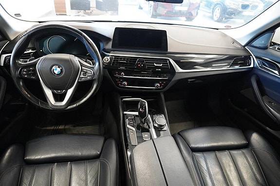 BMW 530d 2 of 5
