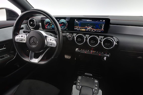 Mercedes-Benz CLA200 15 of 30