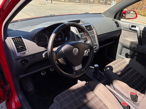 Volkswagen Polo 16 of 20