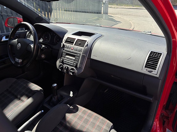 Volkswagen Polo 19 of 20
