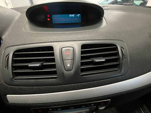 Renault Megane III 17 of 23