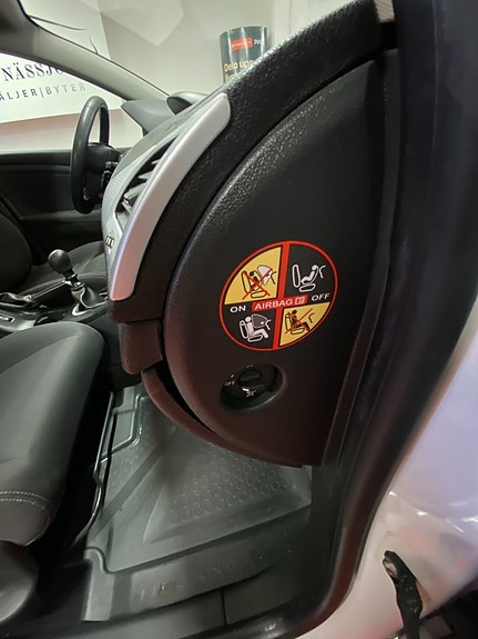 Renault Megane III 12 of 23