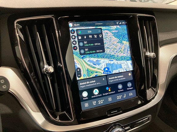 Volvo V60 12 of 16