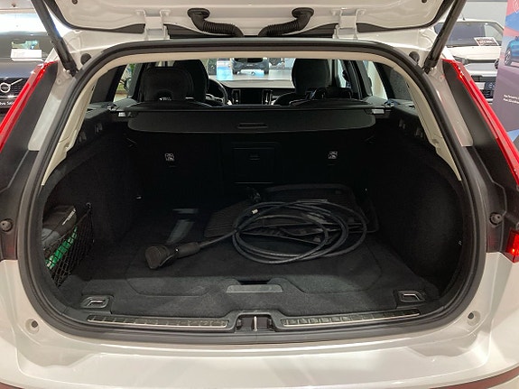 Volvo V60 13 of 16
