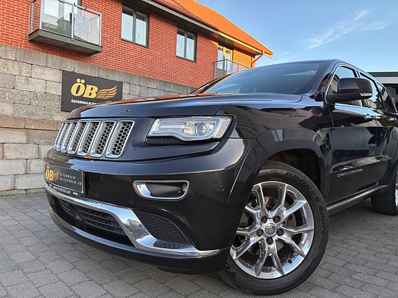 Jeep Grand Cherokee 3 of 30