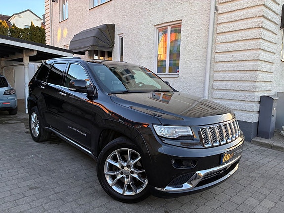 Jeep Grand Cherokee 4 of 30