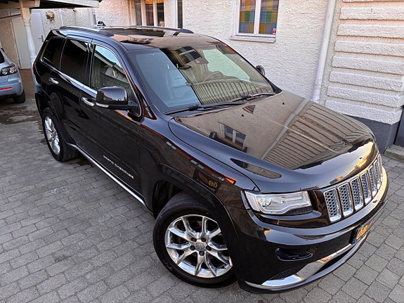 Jeep Grand Cherokee 5 of 30