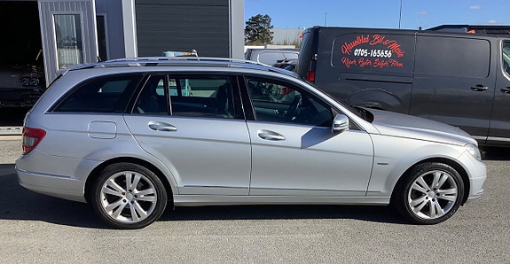 Mercedes-Benz C200 3 of 5