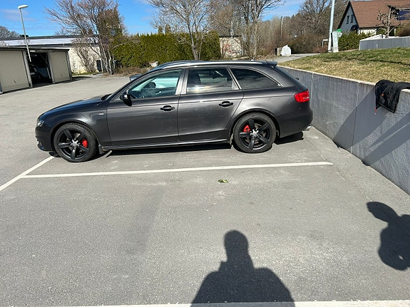 Audi A4 4 of 5