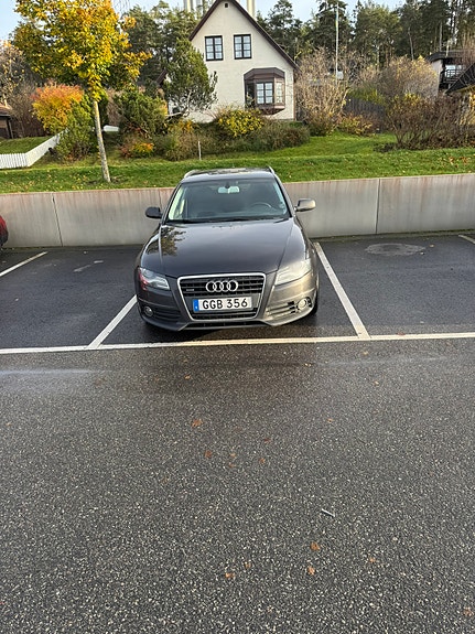 Audi A4 2 of 5