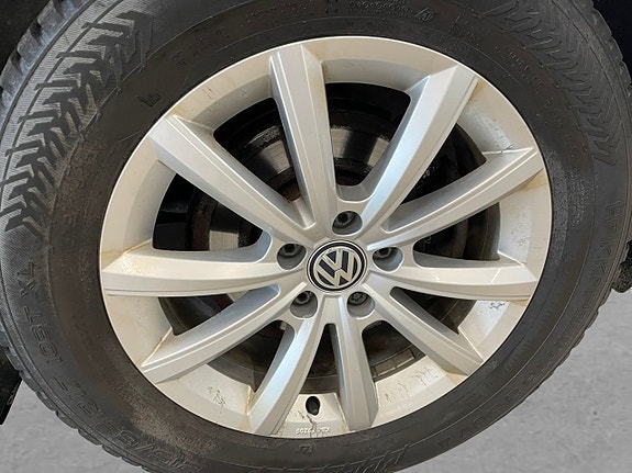 Volkswagen Tiguan 8 of 20