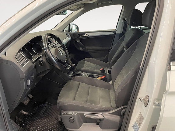 Volkswagen Tiguan 9 of 20