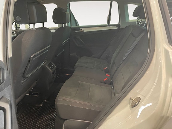 Volkswagen Tiguan 14 of 20