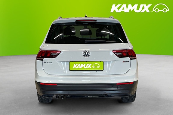 Volkswagen Tiguan 5 of 20