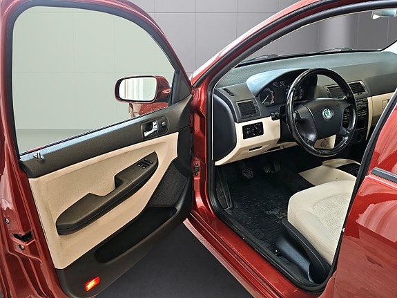 Skoda Fabia 8 of 19